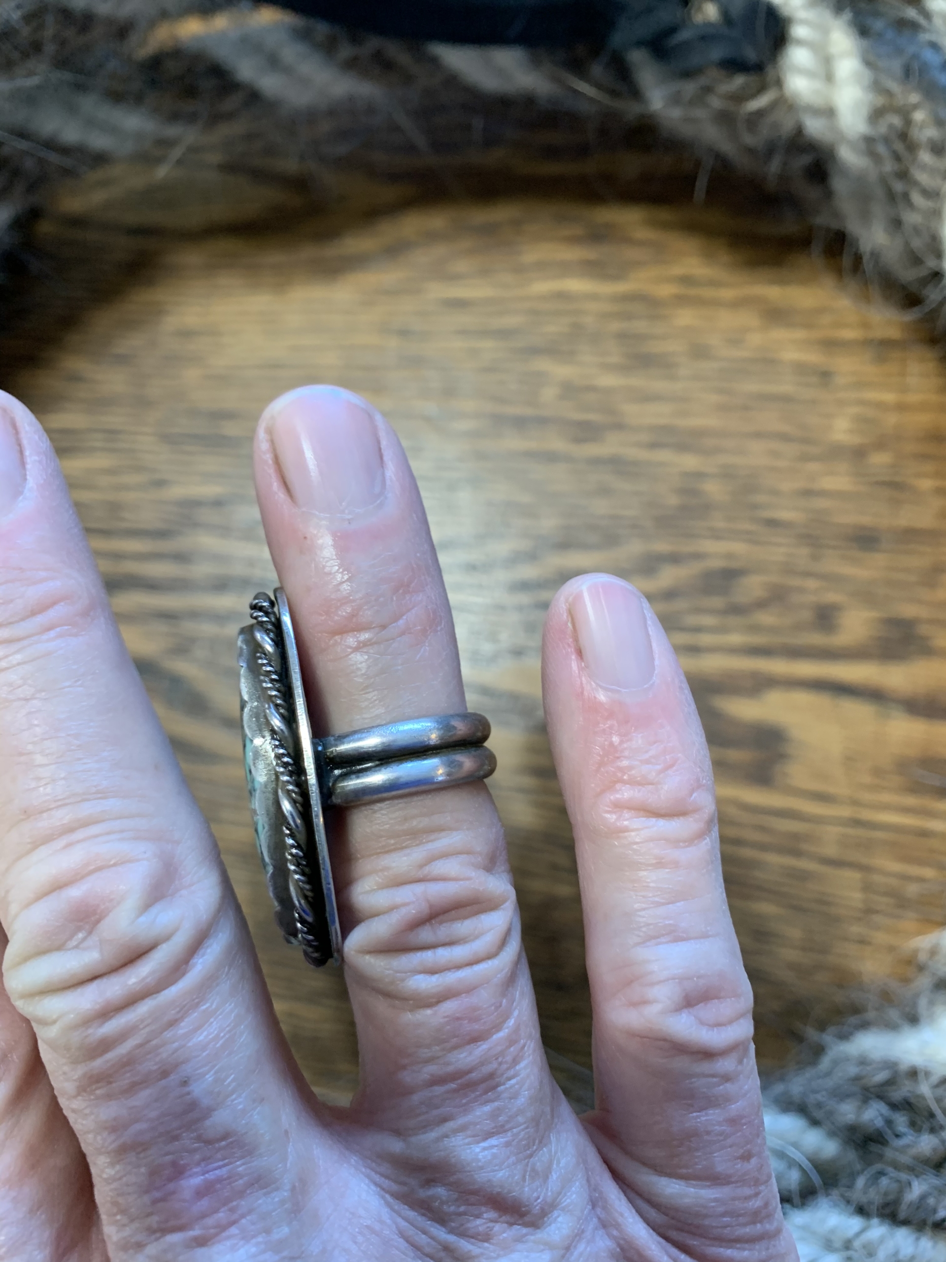 Lucky Lady Varascite Ring - Image 3