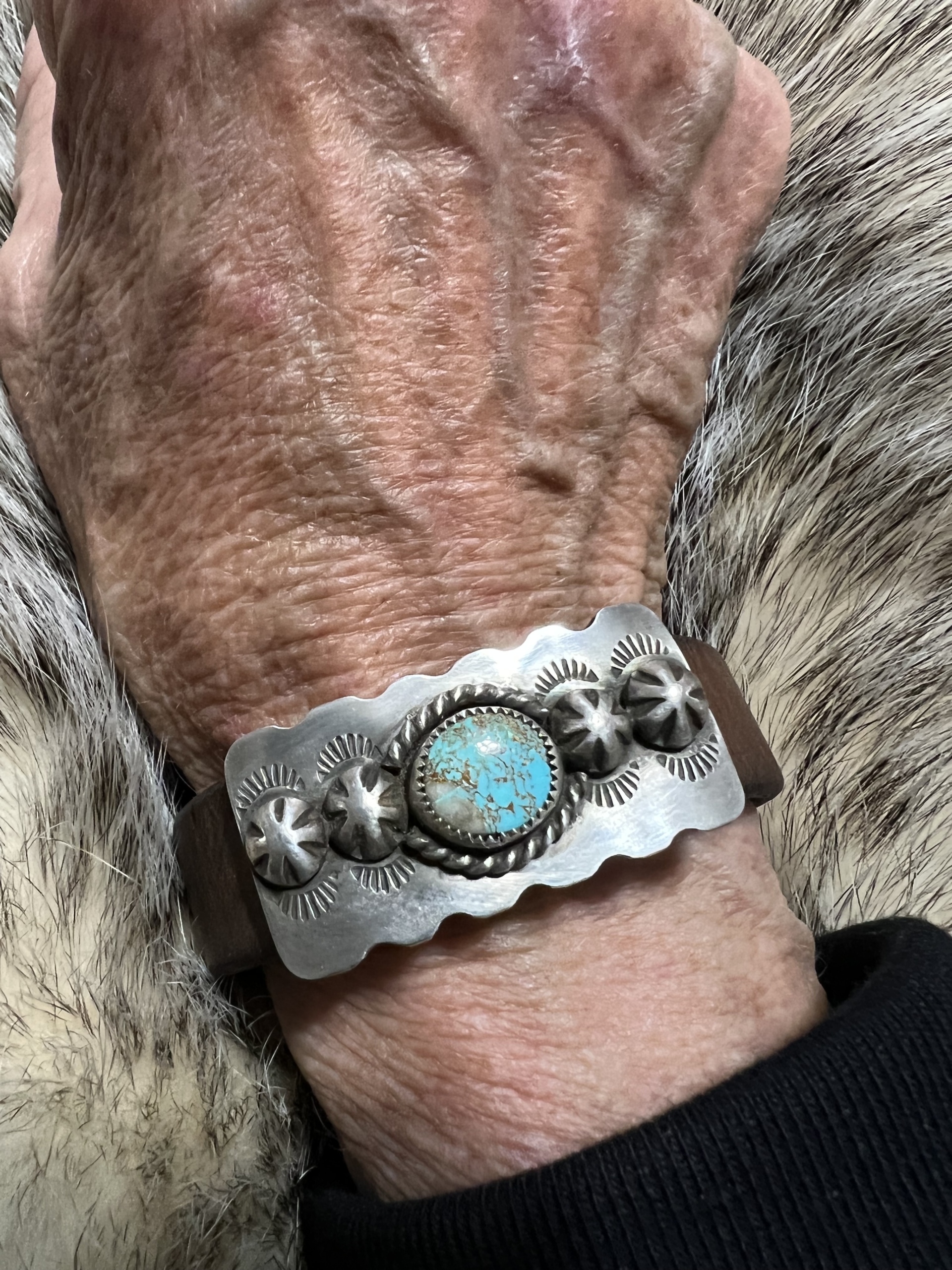 Blue-Green Royston turquoise star leather cuff